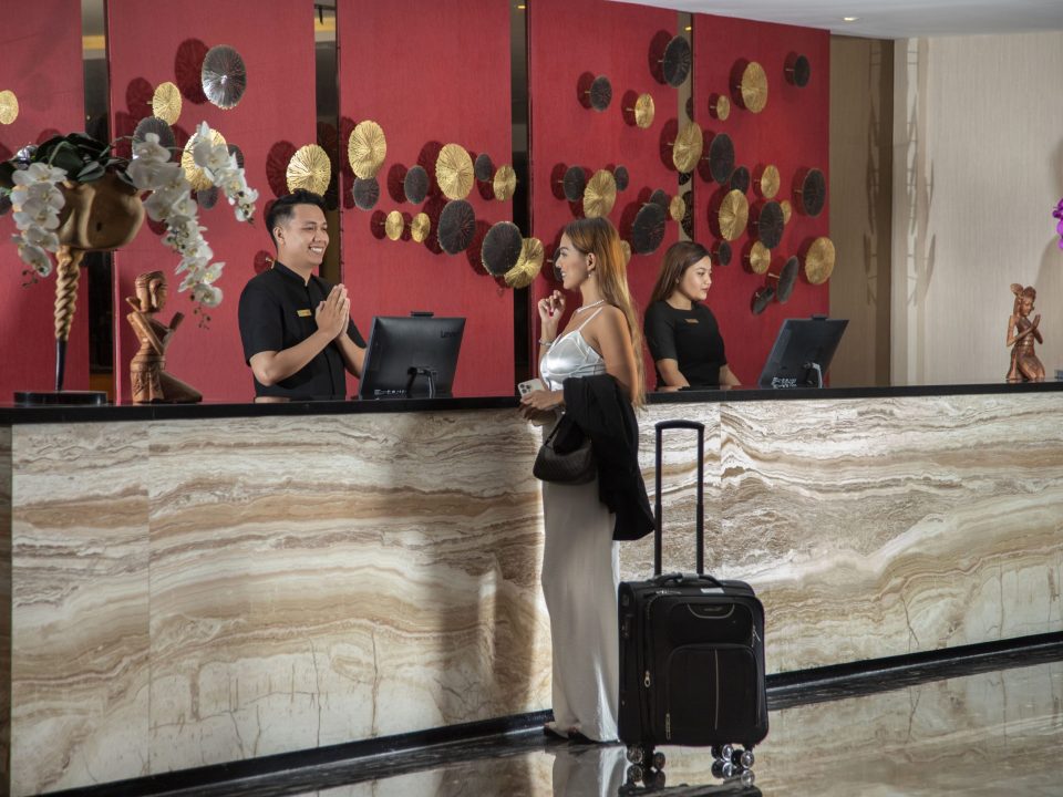 Four Star by The Trans Hotel Lobby